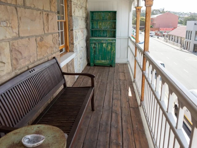 Sandstone Manor Guesthouse